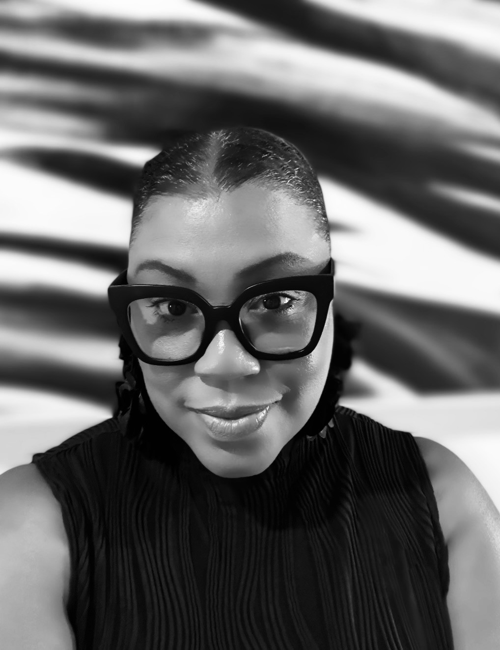 elishaoliver(bw)
